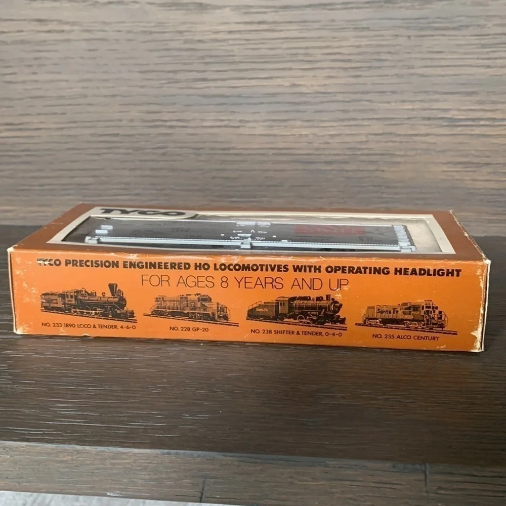 Tyco train 75”